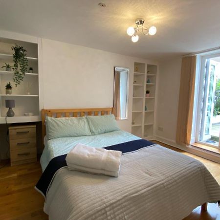 Spacious 2-Bed Flat With Garden, 3 Minutes Walk From Oval Tube Station Лондон Екстериор снимка